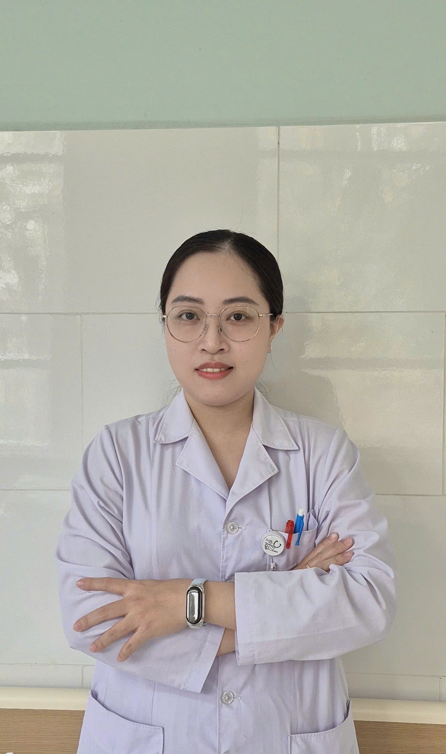 BS. NGÔ KHÁNH LINH