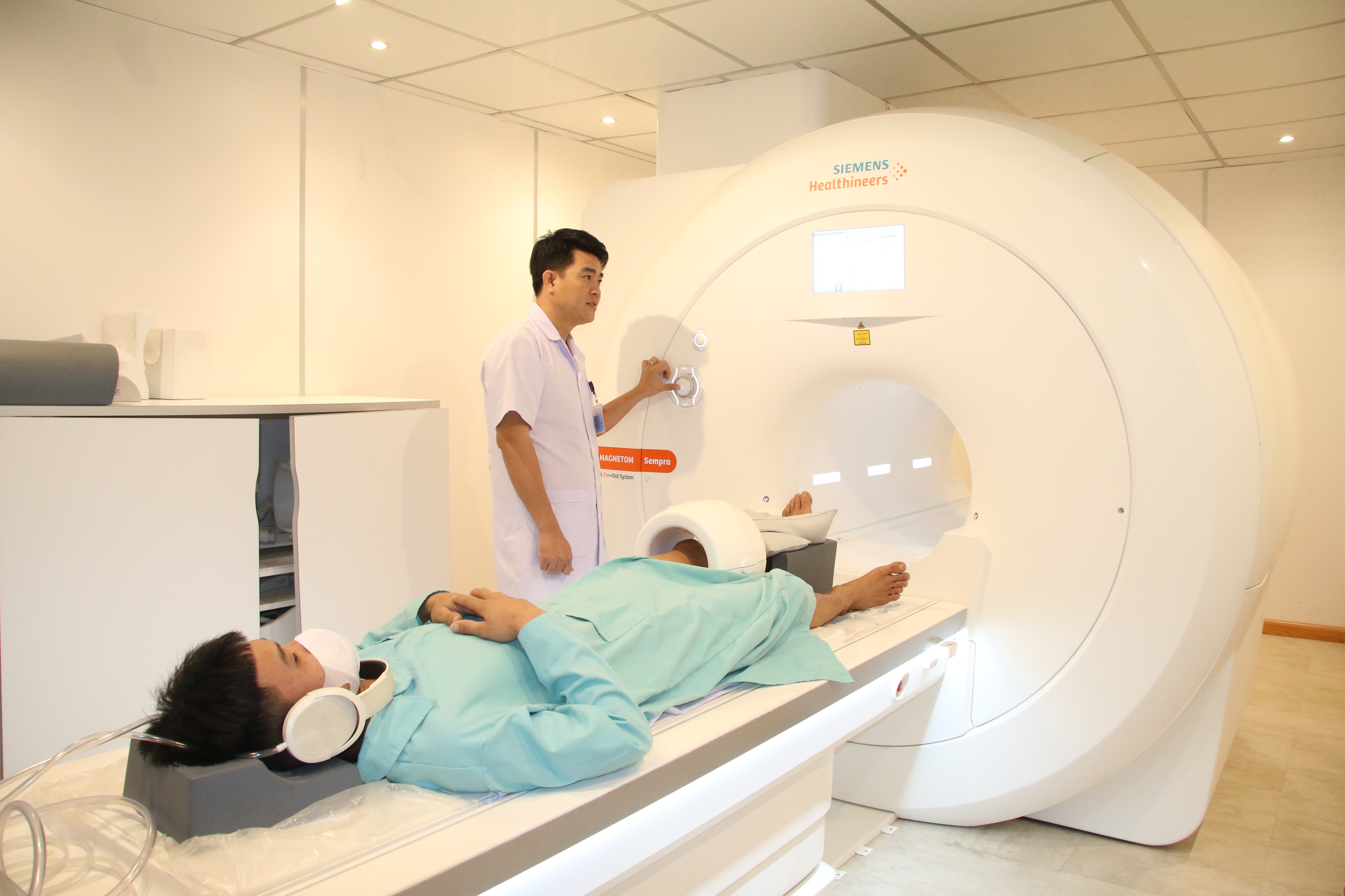 MÁY CT SCANER 16 LÁT (R)